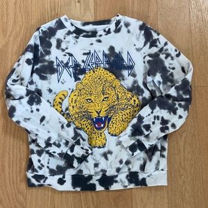 Def Leppard sweatshirt